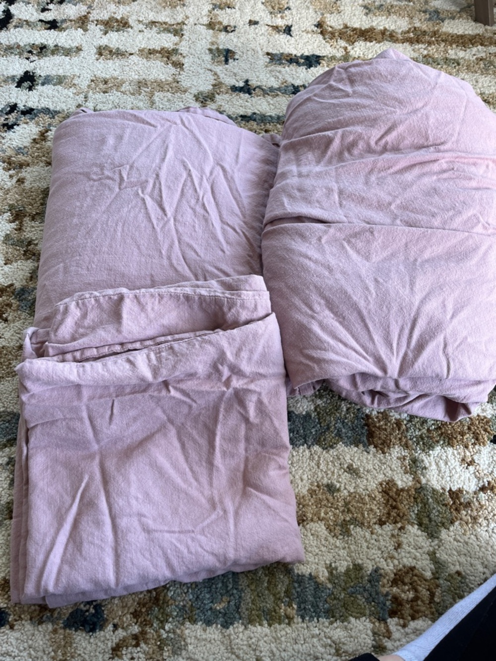 Soft Pink/mauve Home Bedding sheet Set